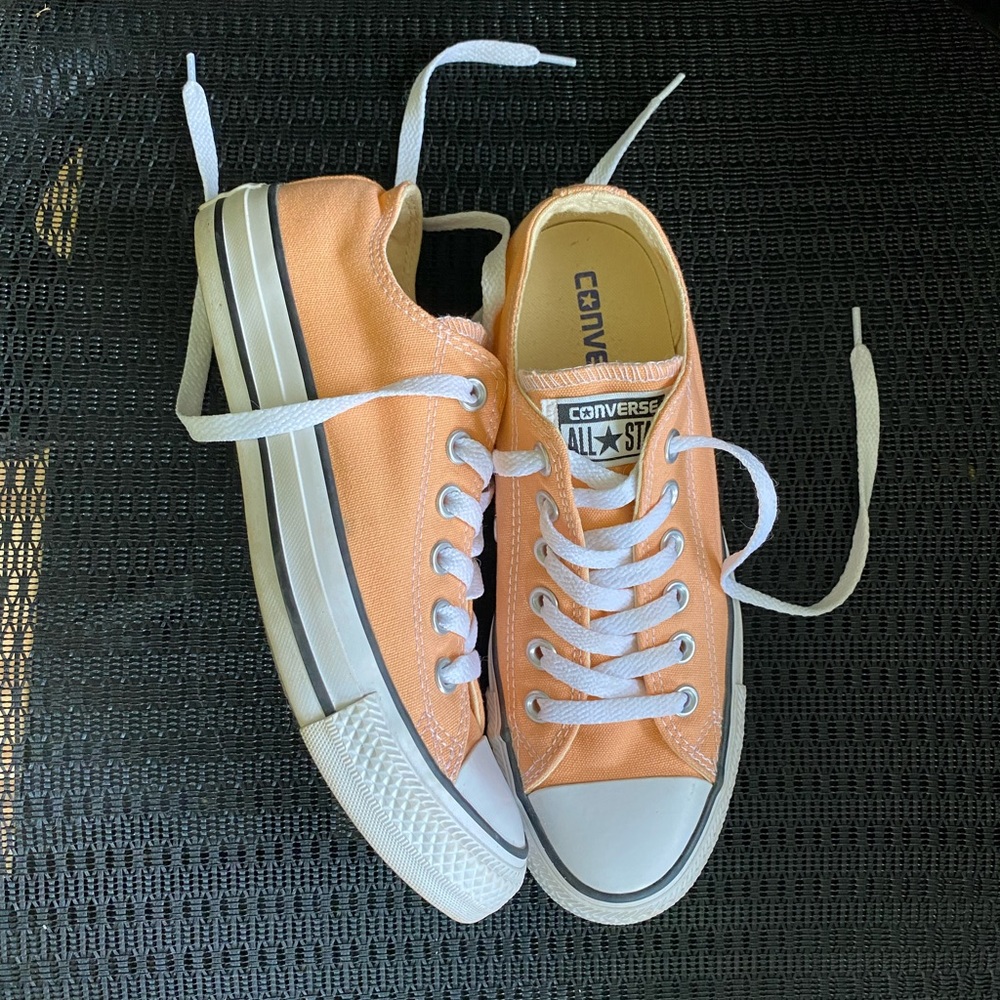 Low top converse